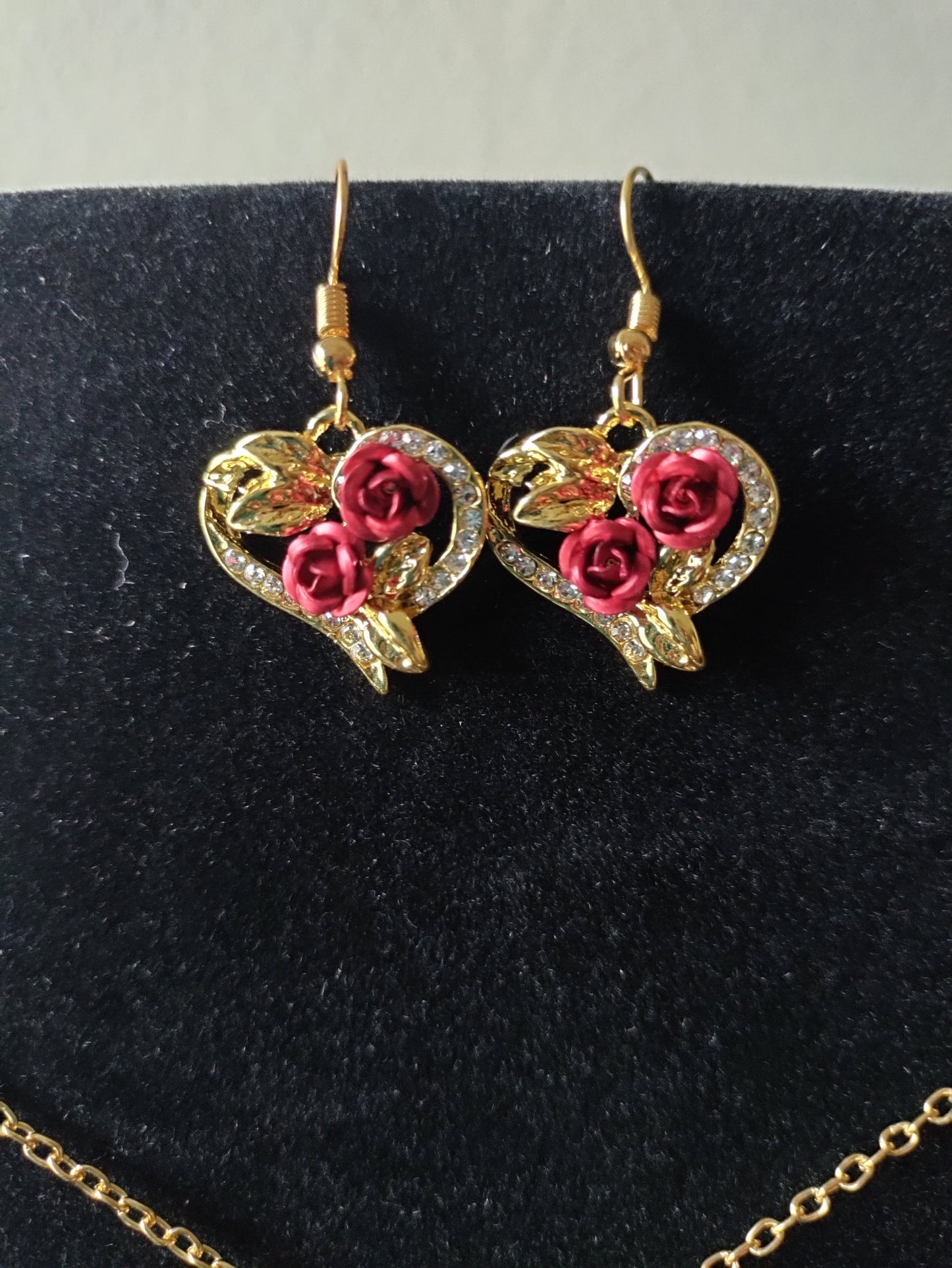 Red Roses and Diamonds Heart Shaped Pendant and Earrings