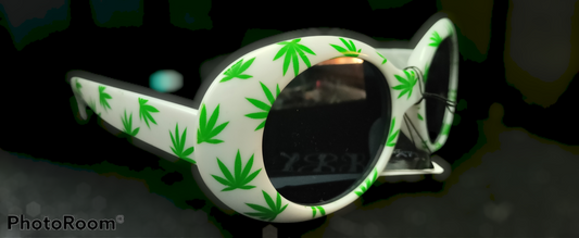 Round Retro Style Cannibis Sunglasses